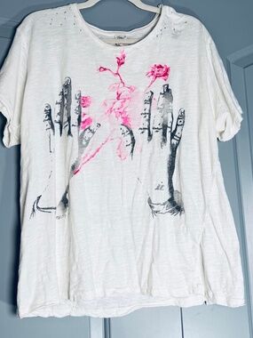 Magnolia Pearl Hands and Roses ART Tee
